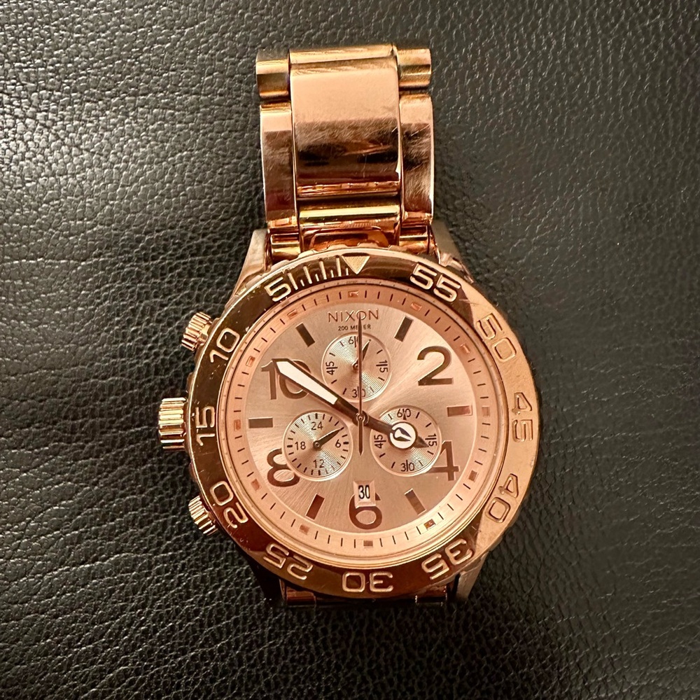 Nixon unisex rose gold The 42-20 Chronograph Watch